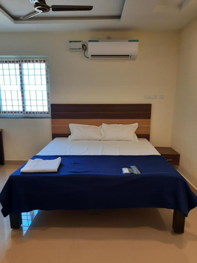 فندق Gūduvāncheriفي  Grk Residency المظهر الخارجي الصورة