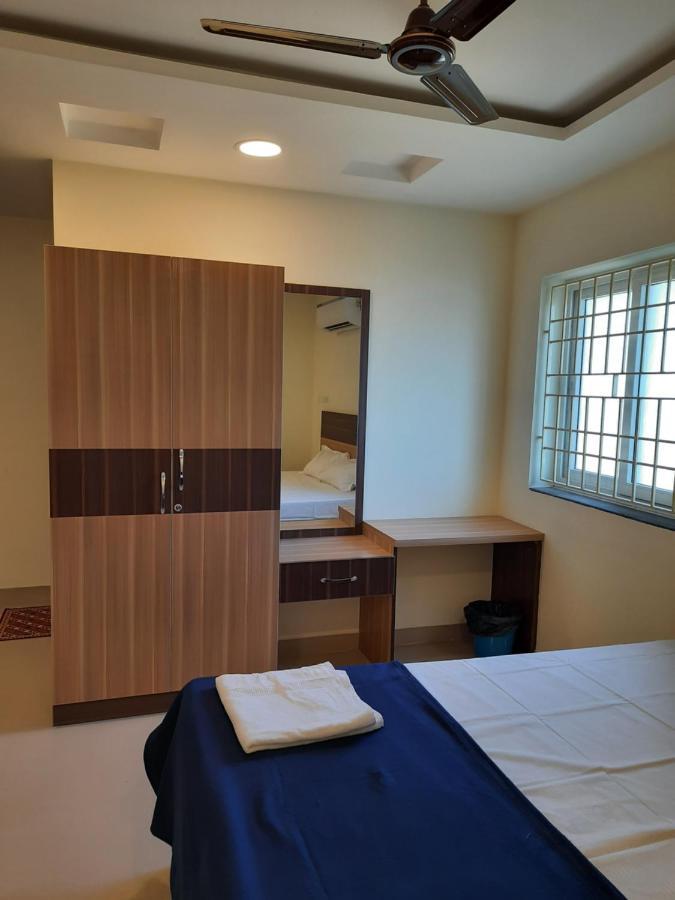 فندق Gūduvāncheriفي  Grk Residency المظهر الخارجي الصورة