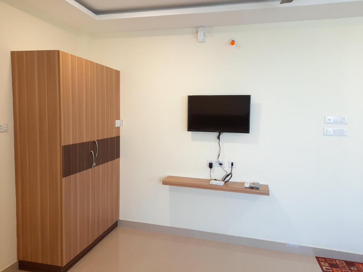 فندق Gūduvāncheriفي  Grk Residency المظهر الخارجي الصورة
